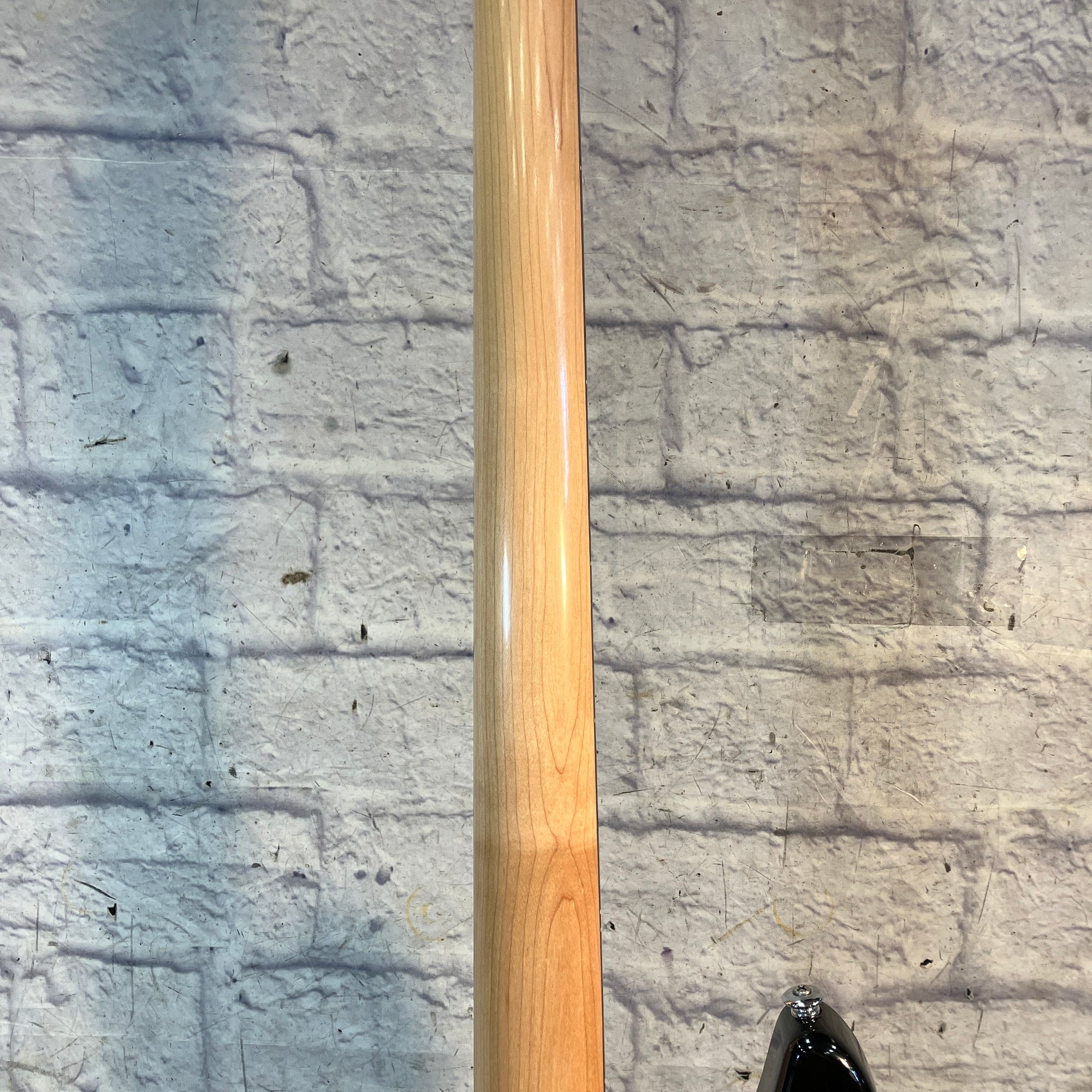 Laguna LB-224 4 String Bass Guitar (With Bag)