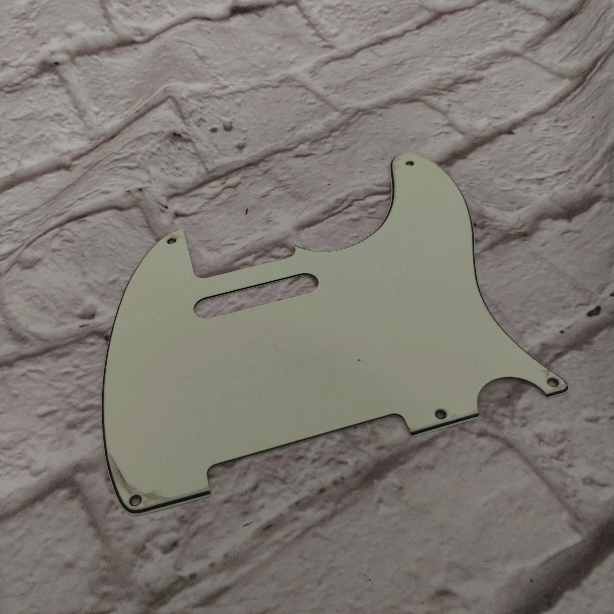 Musiclily Mint Telecaster Pickguard