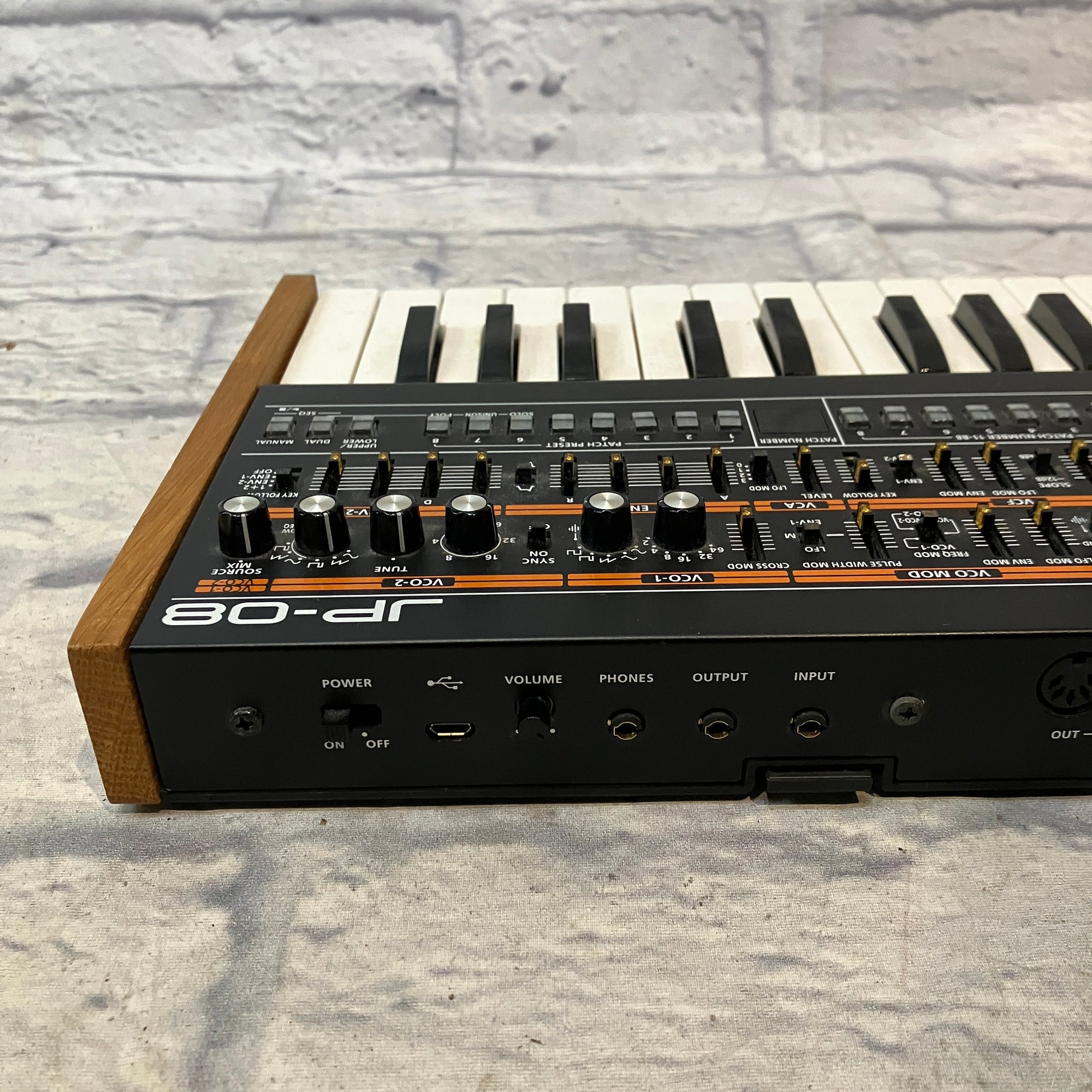 Roland JP-08 Boutique Series Synth