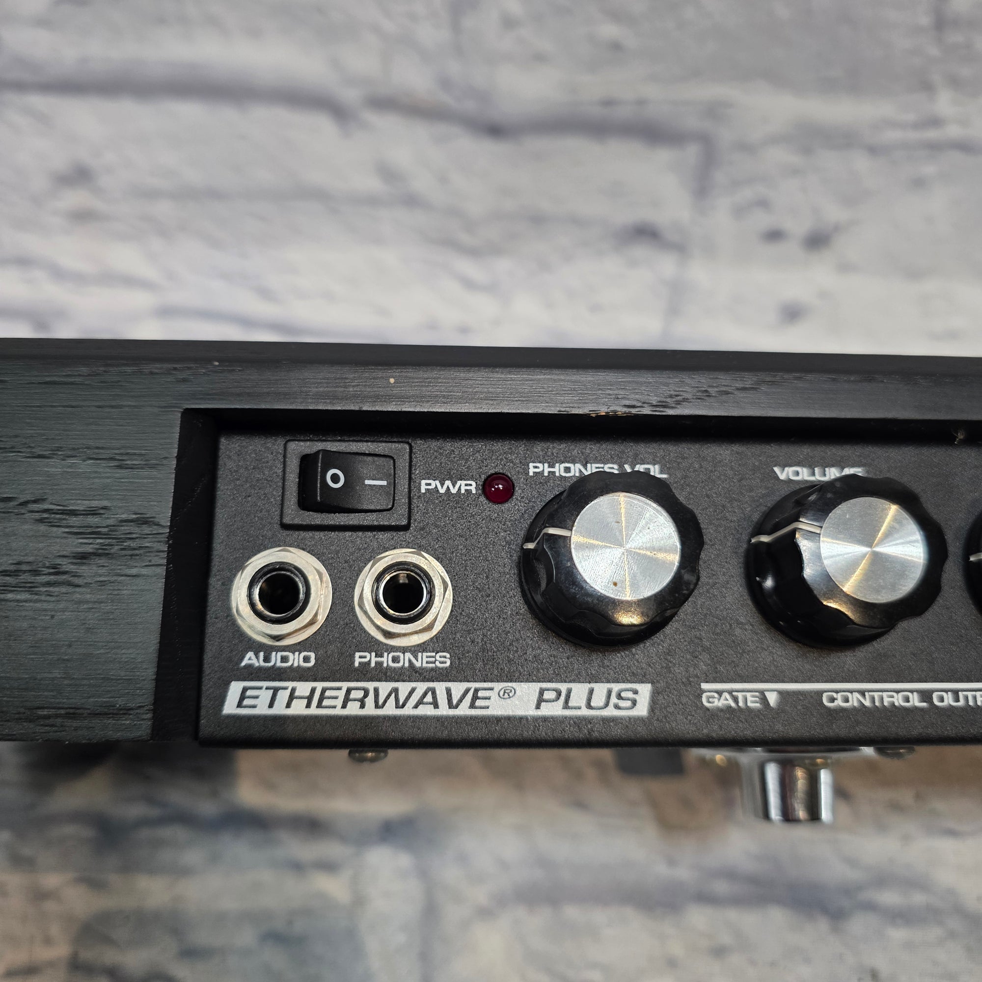 Moog Etherwave Plus Theremin (signed by Bob Moog!)
