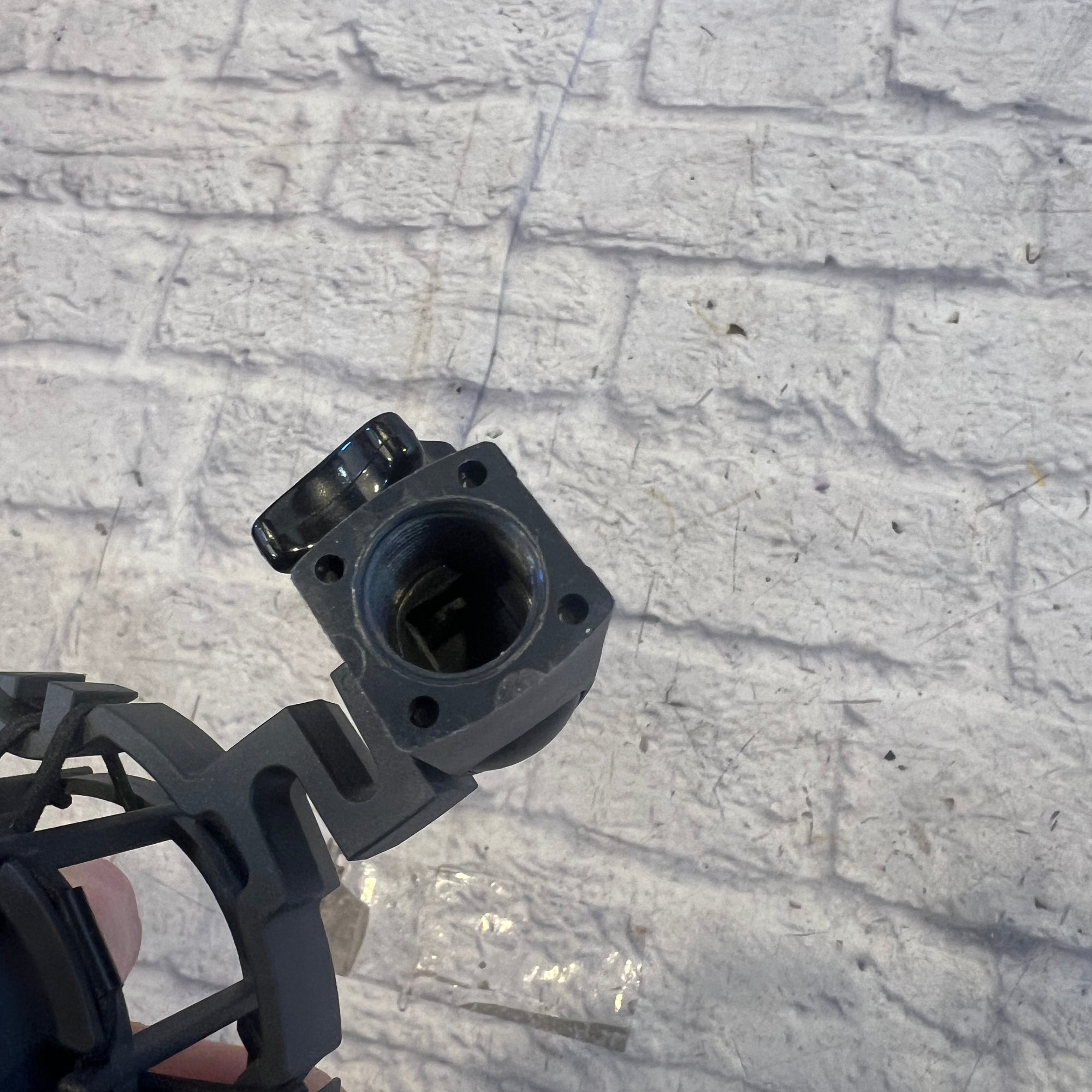 AKG H85 Microphone Shock Mount