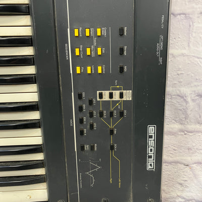 Ensoniq ESQ-1 Wave Synthesizer with EPROM Cartridge