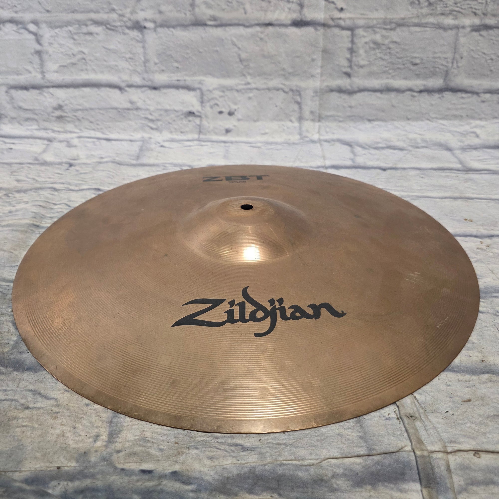 Zildjian ZBT 18" Crash Crash Cymbal