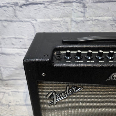 Fender  Mustang v.2 Guitar Combo Amp