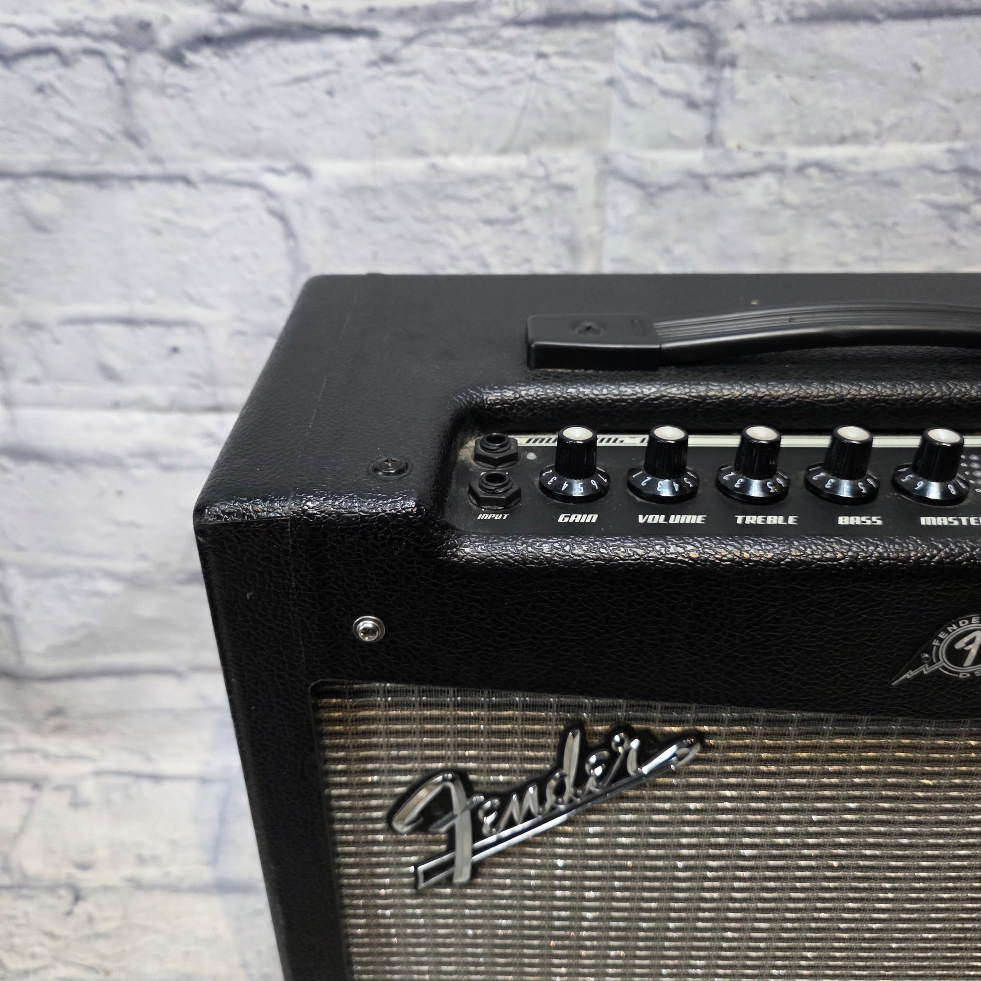 Fender  Mustang v.2 Guitar Combo Amp