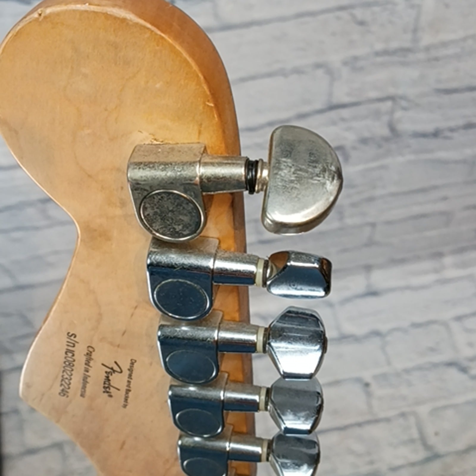 Squier Affinity Stratocaster Husk Electric Guitar