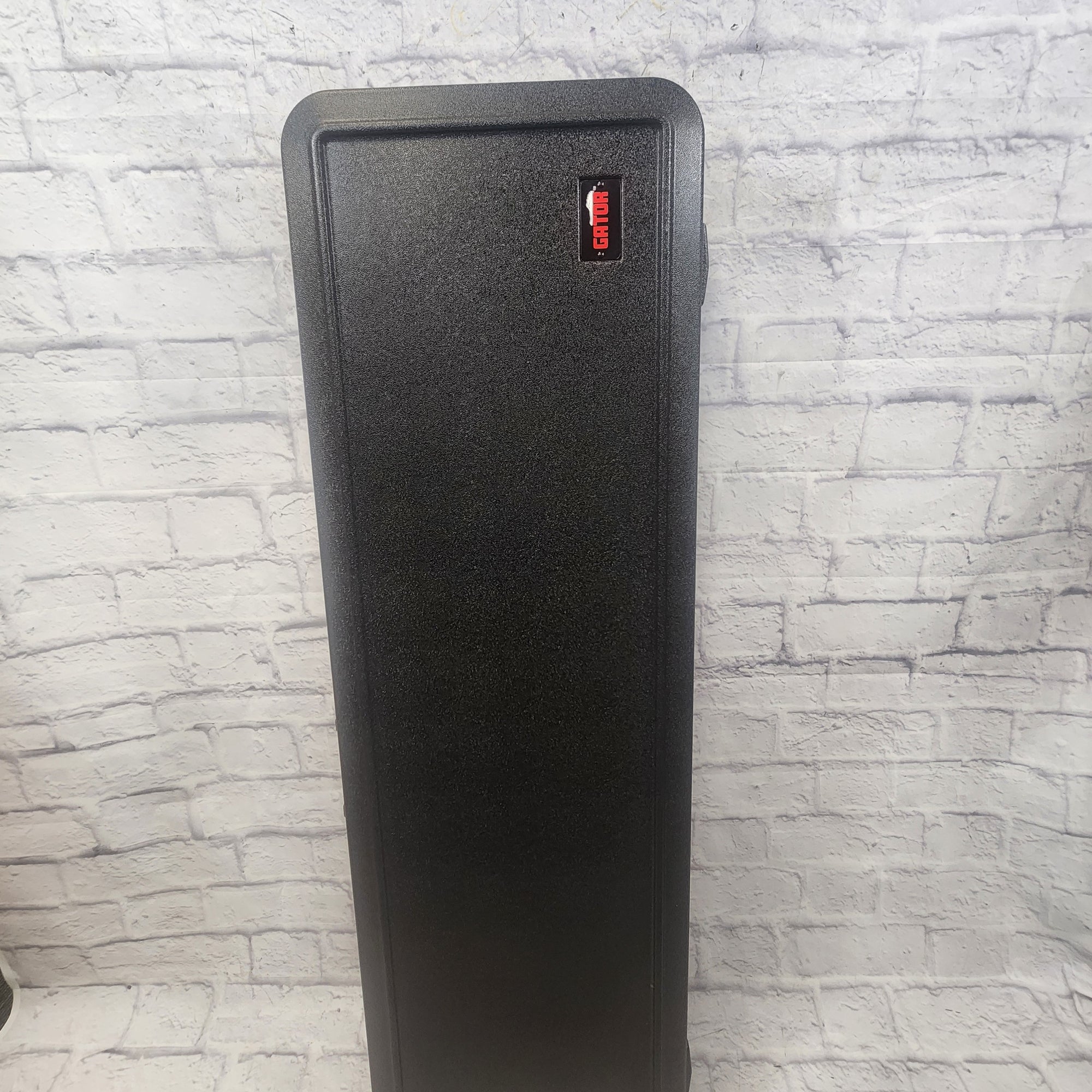 Gator Bass Hard Shell Case