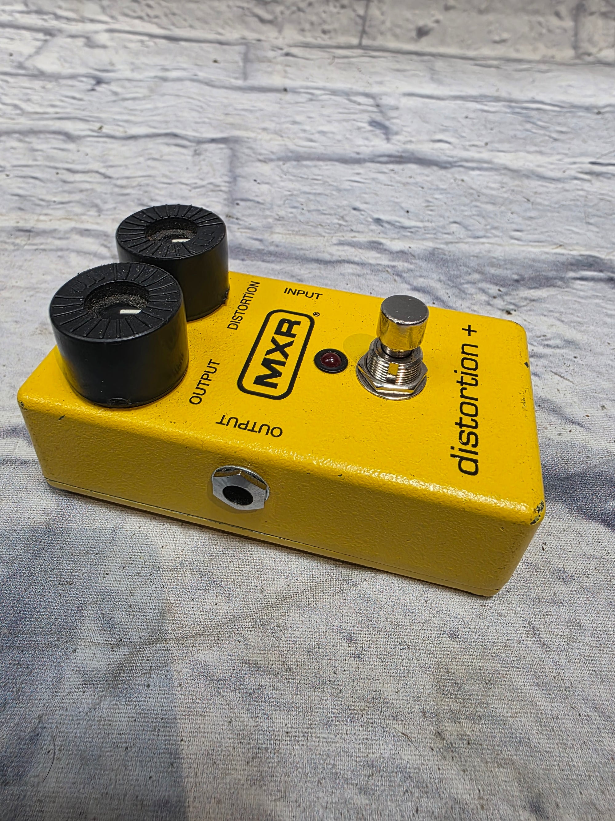 MXR Distortion + Distortion Pedal