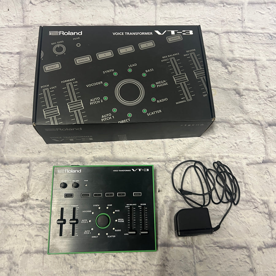 Roland VT-3 Vocal Transformer