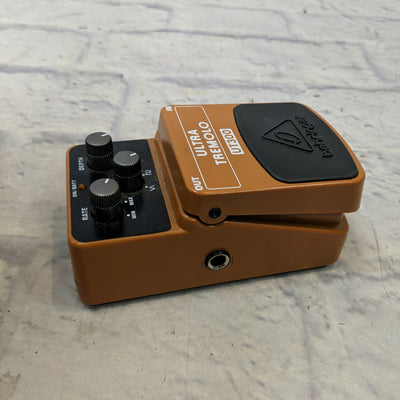 Behringer UT300 Ultra Tremolo Pedal
