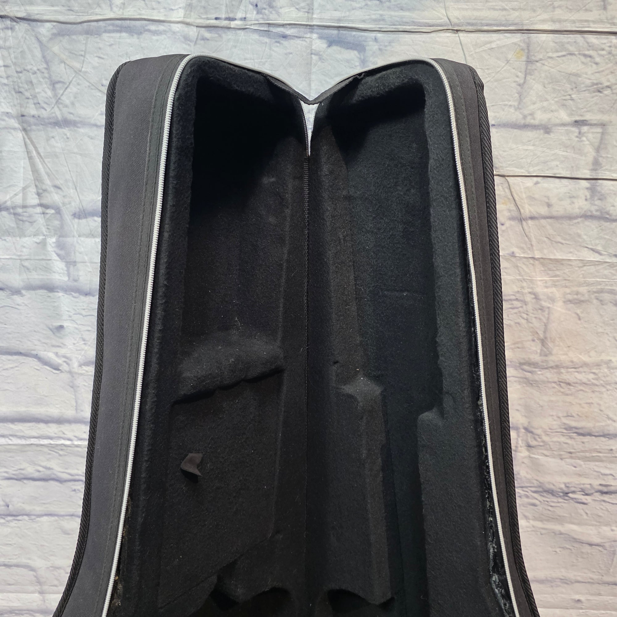 Road Runner Acoustic Guitar Case