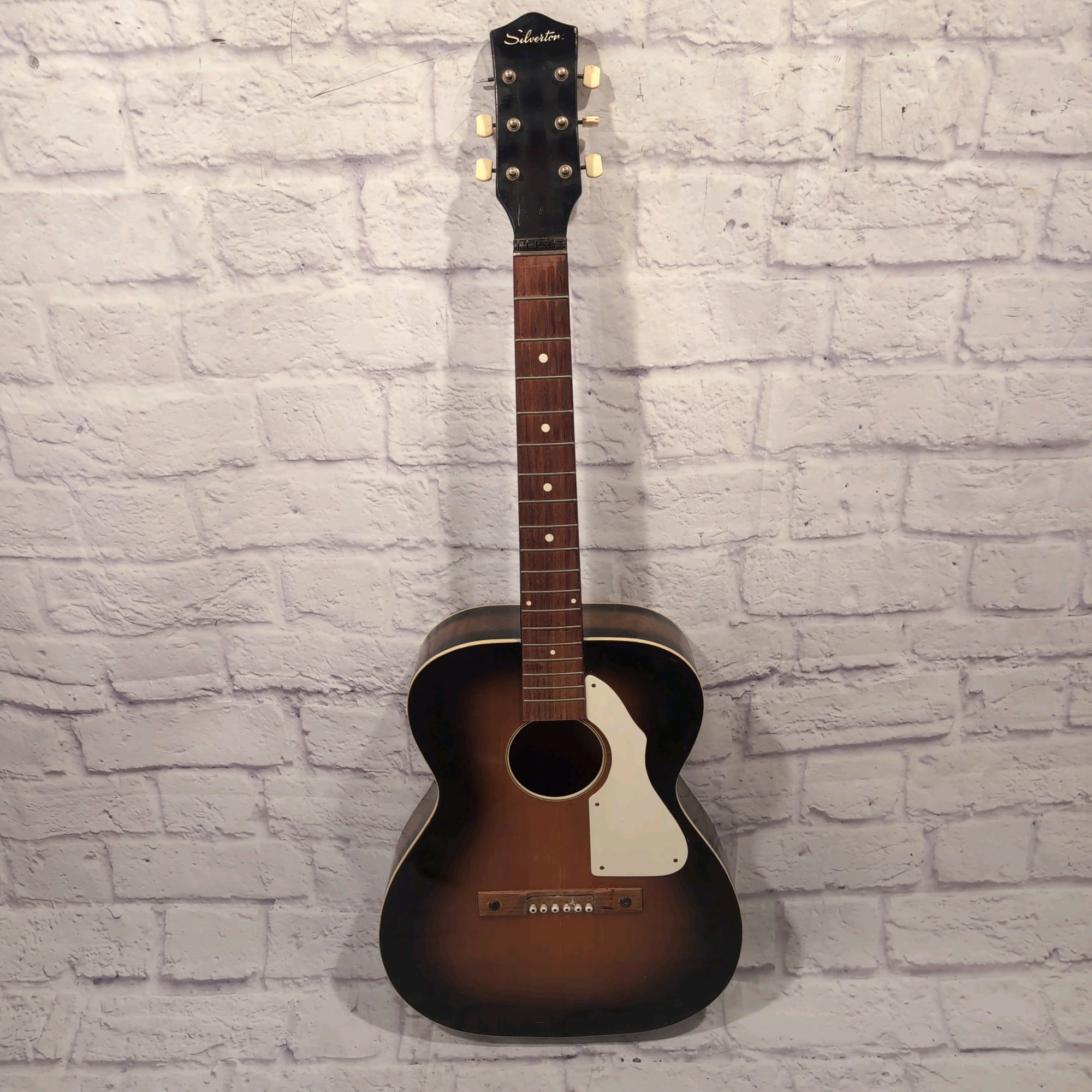 Silvertone Vintage Model 699 Acoustic Guitar Made in Italy