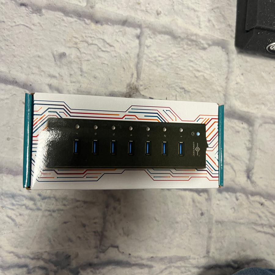 Vantec 7 Port USB 3.0 Hub