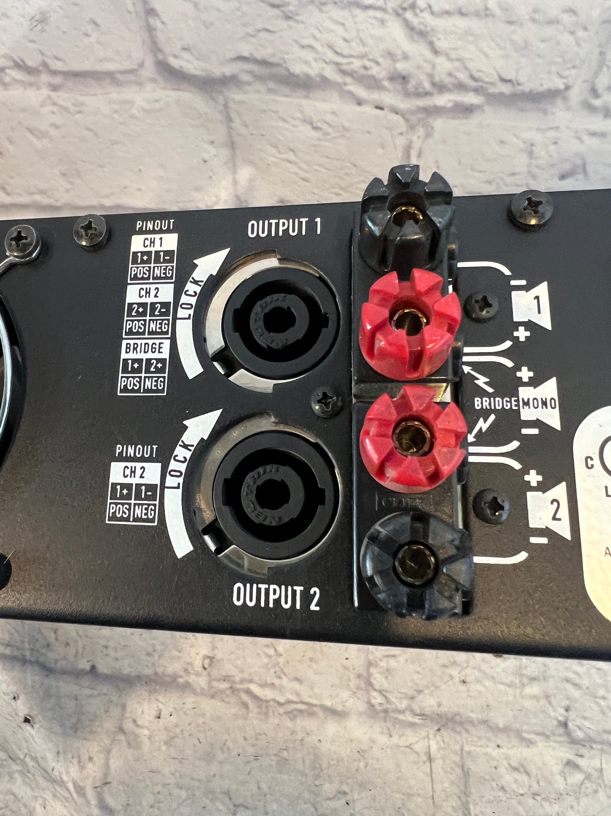 QSC RMX 2450 Power Amp