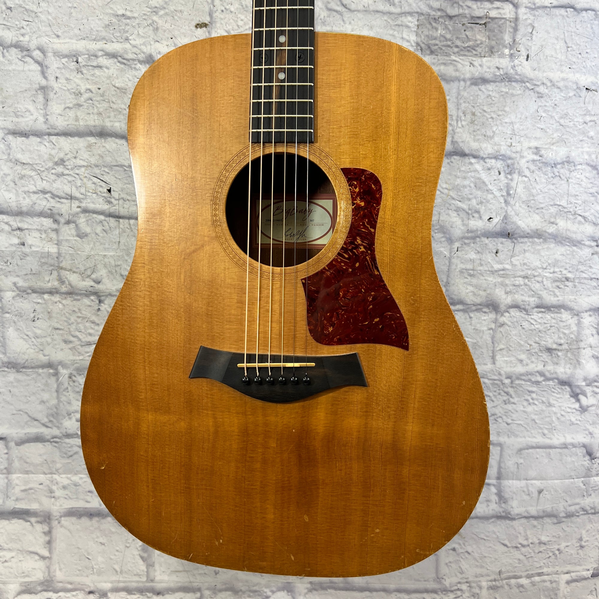 Taylor 307 Big Baby Acoustic Guitar SPLITS IN TOP