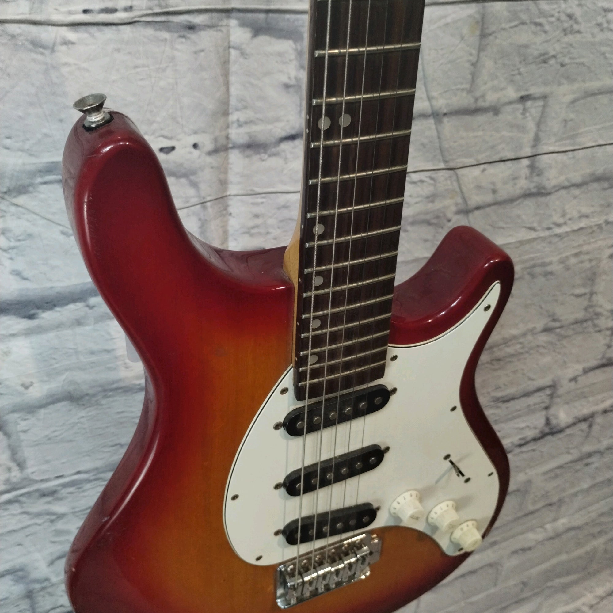 Washburn Maverick BT-3 Electric Guitar
