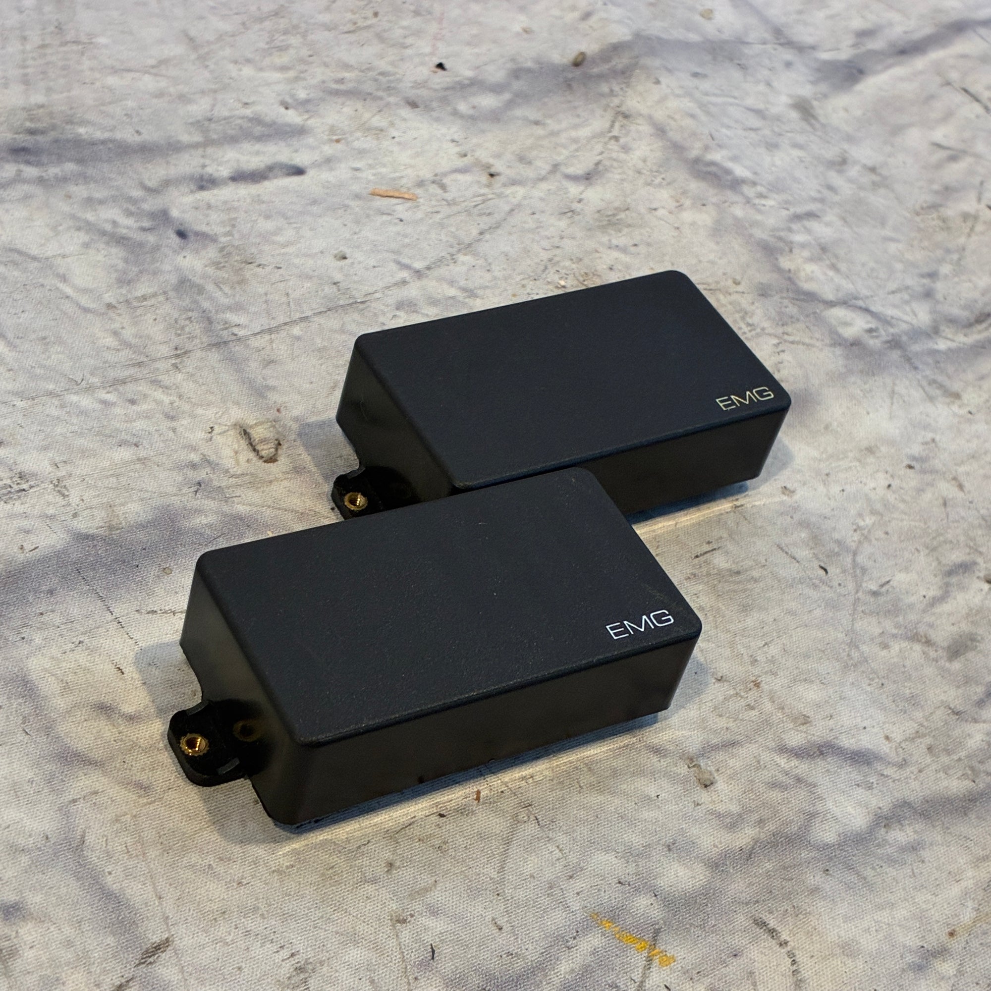 EMG 81 - 85 Active Humbucker Set with Wiring Harness Pickups