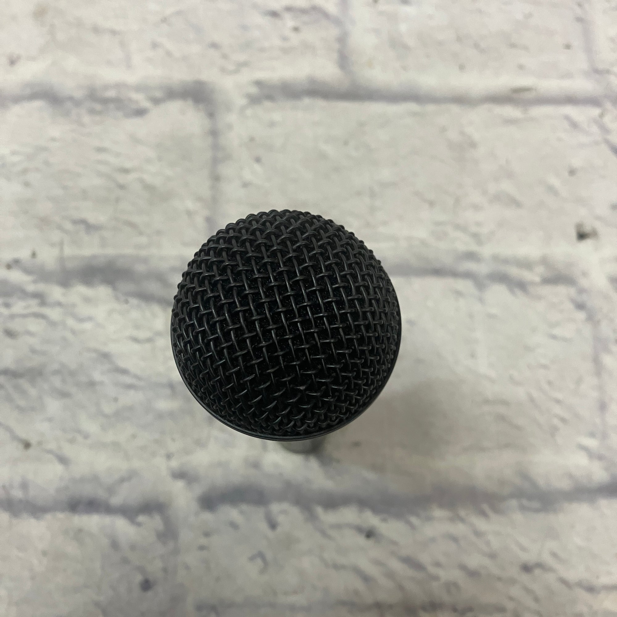 Shure SM58 Dynamic Microphone