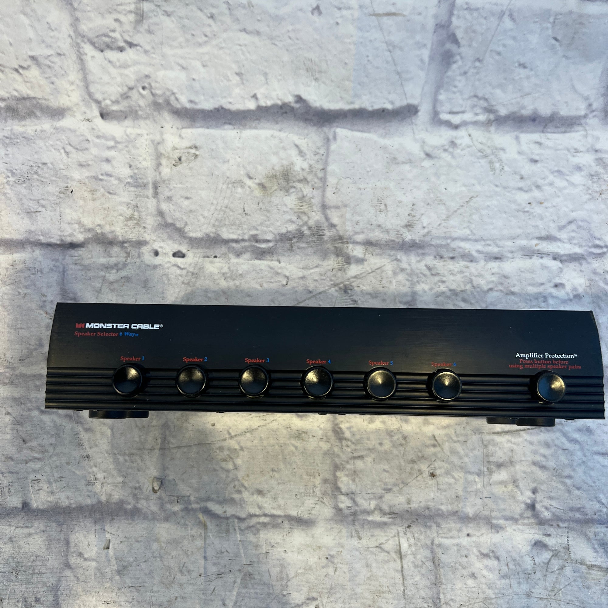 Monster cable Passive Speaker Selector 6-Way