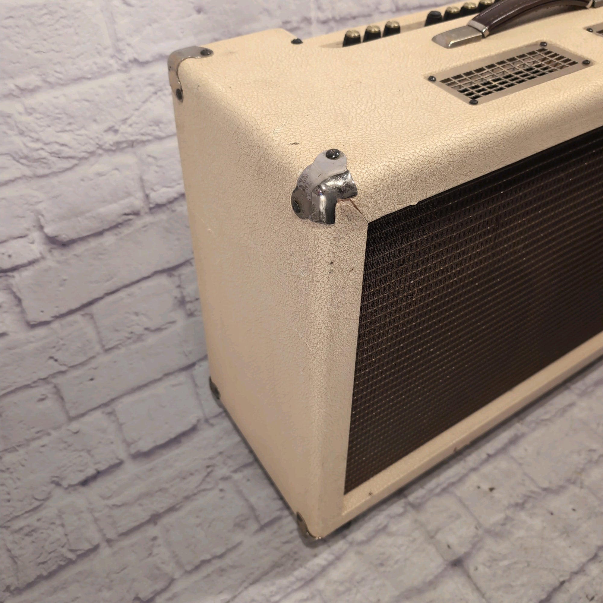 Crate Vintage Club 50 2x12 50-watt Tube Combo Amp