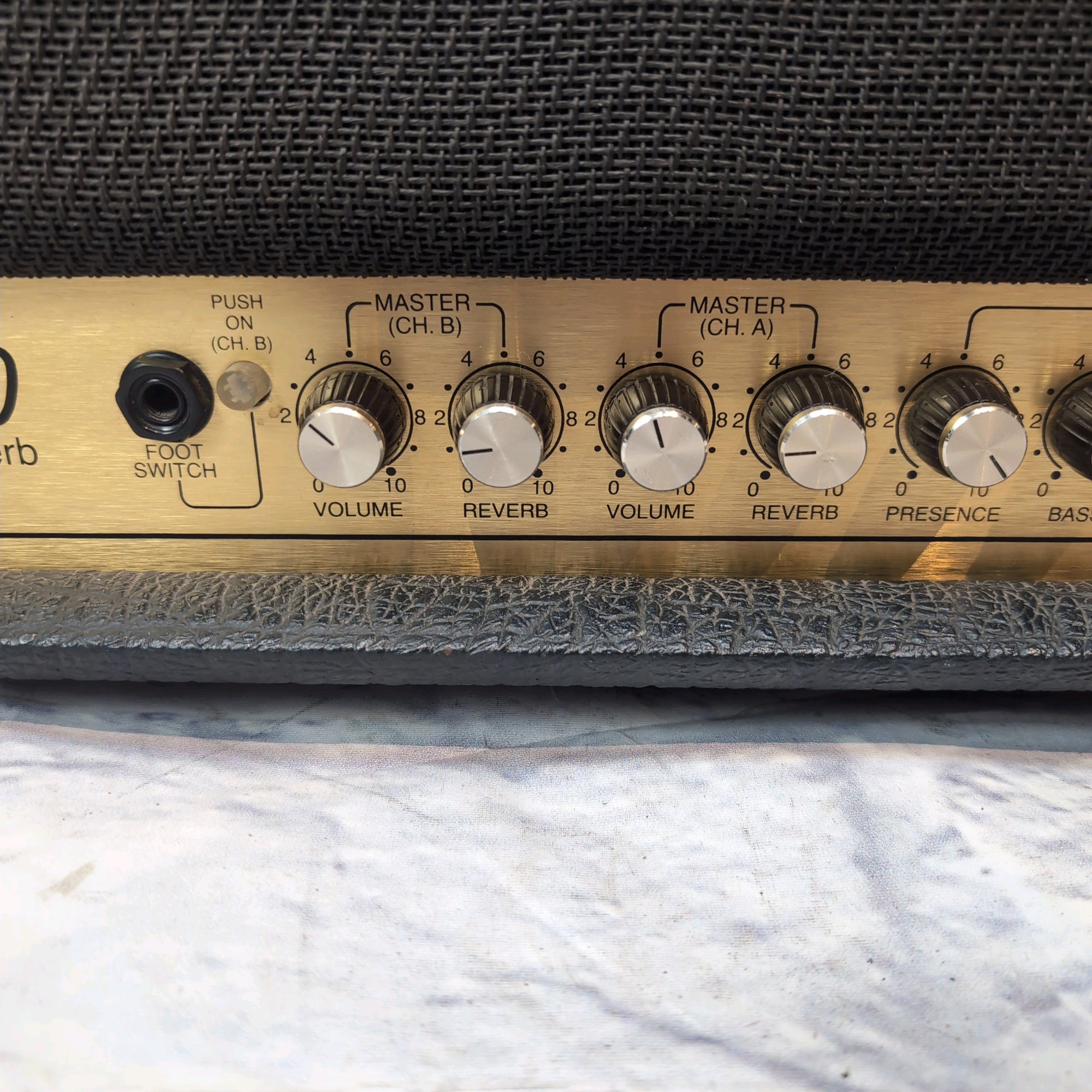 Marshall JCM 900 100W Guitar Amp Head