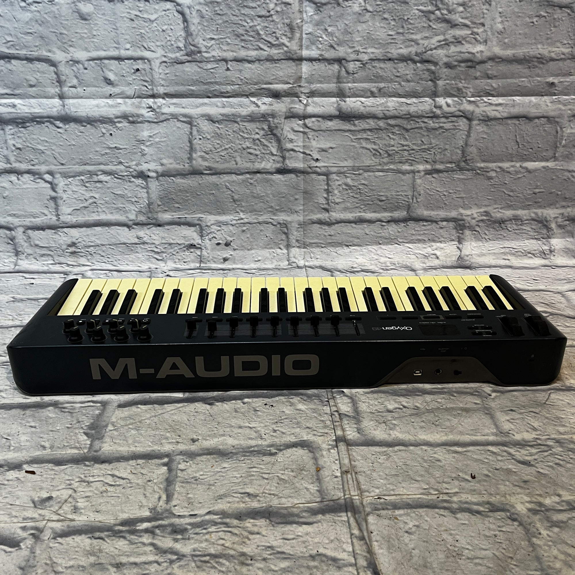 M Audio Oxygen 49 Midi Controller
