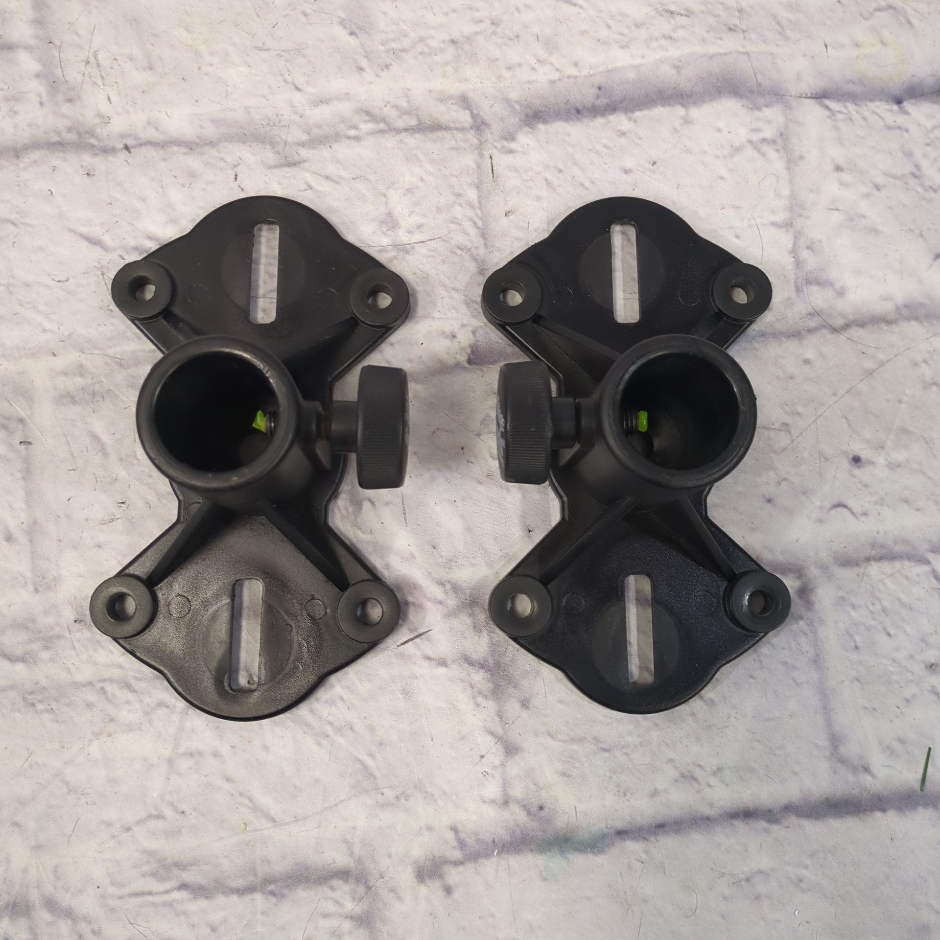 Unknown Speaker Stand Top Hat Pair