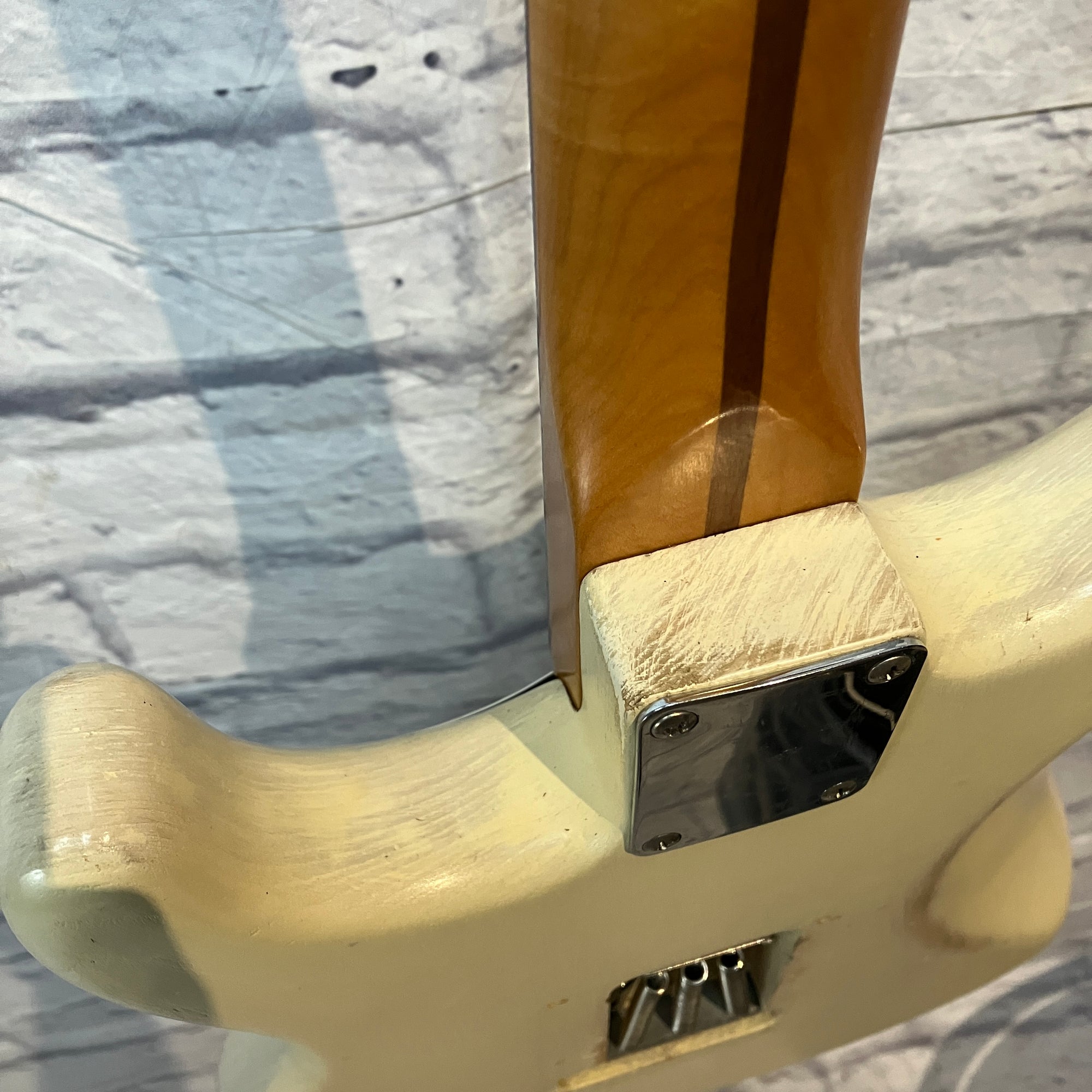 Fender MIM Stratocaster White Blonde Electric Guitar - Refinished