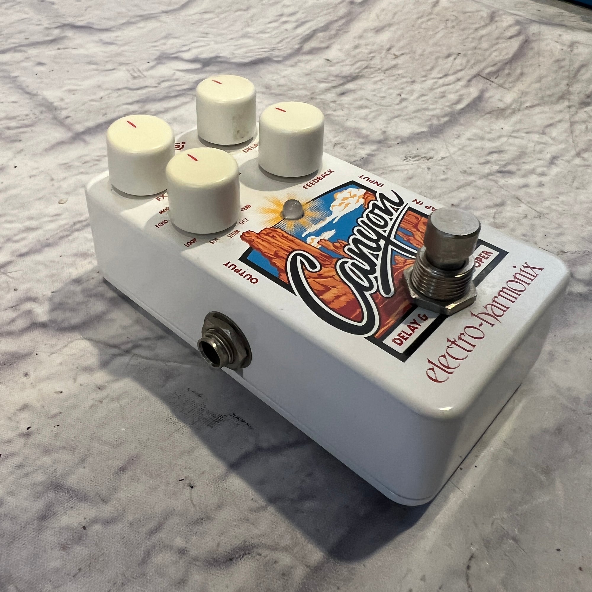 electro harmonix canyon pedal Electro-Harmonix Canyon Delay and Looper Pedal