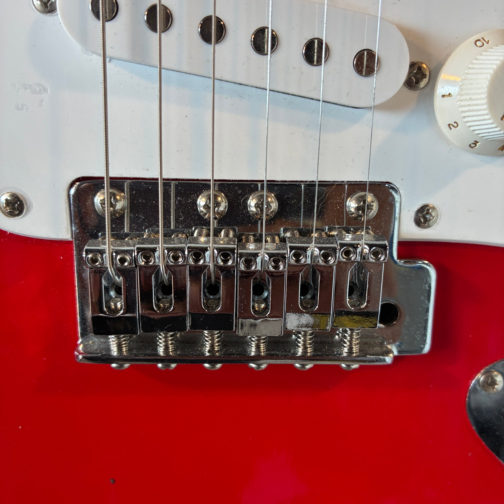 Peavey Predator SSS Electric Guitar Made in USA - Red