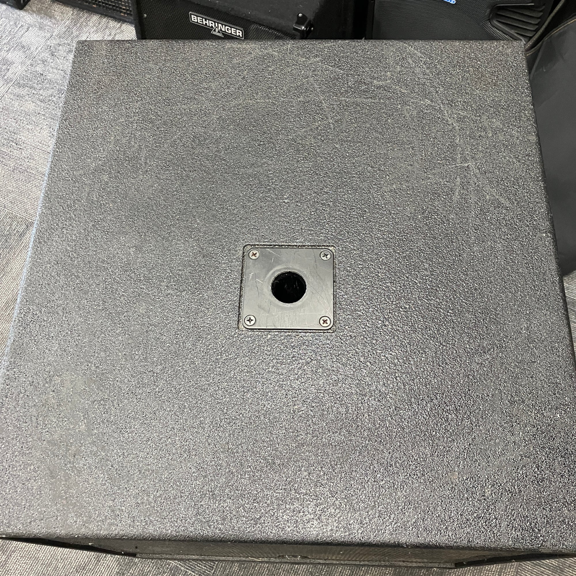 Yamaha CW118 18 Passive Subwoofer