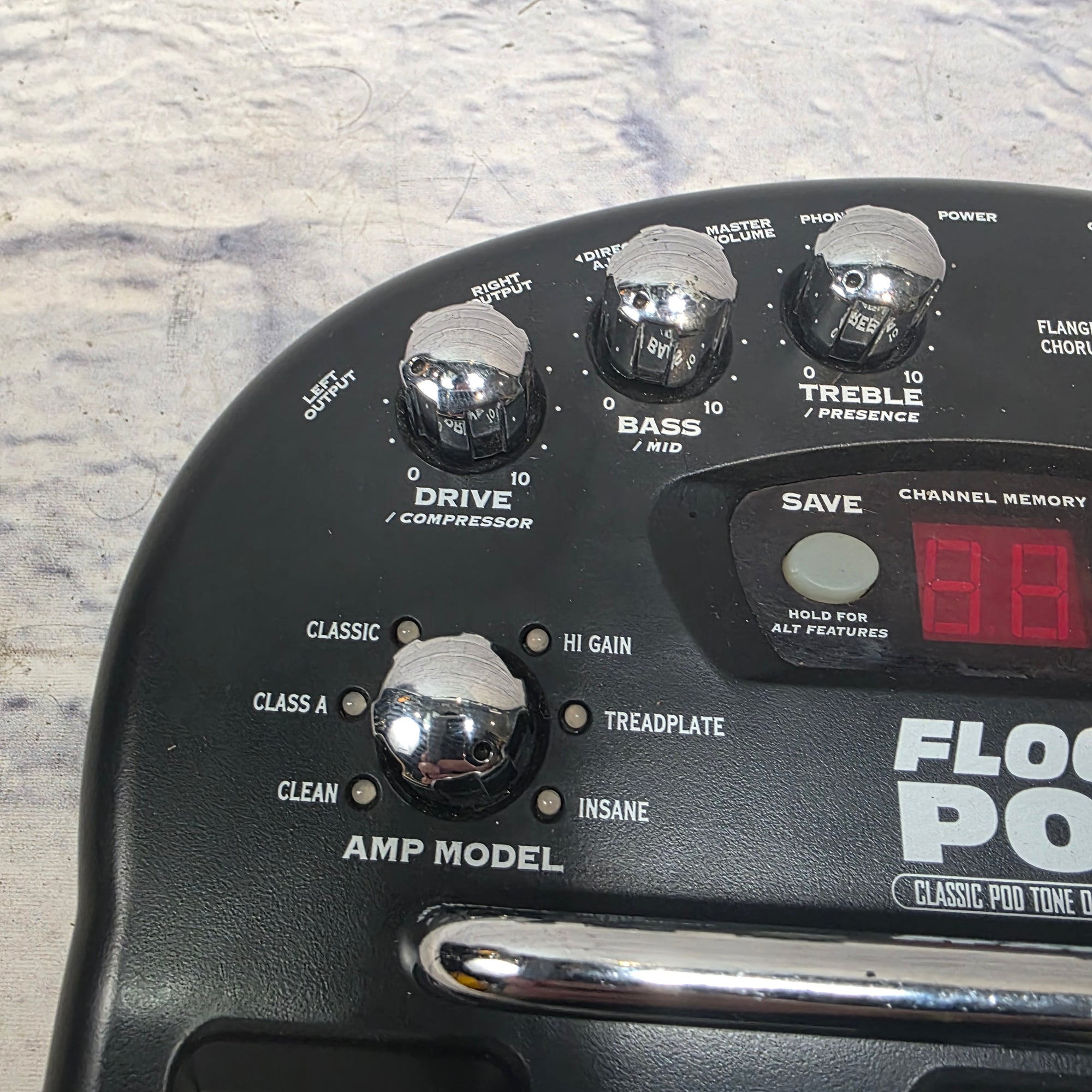 Line 6 Floor Pod Effects Pedal - no power supply
