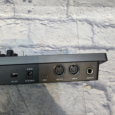 Donner Essential B1