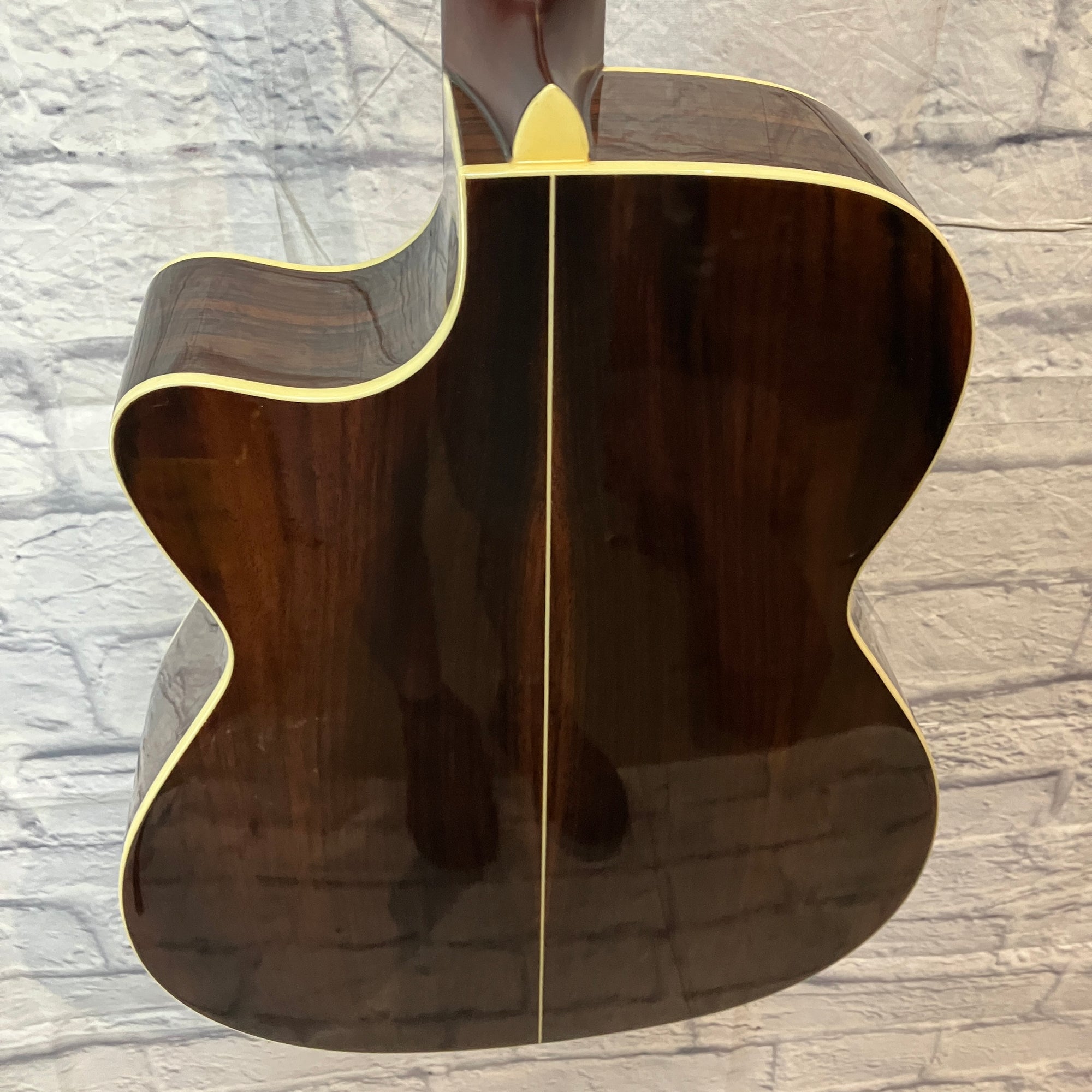 Wechter GA8221C Acoustic Guitar w/ Case