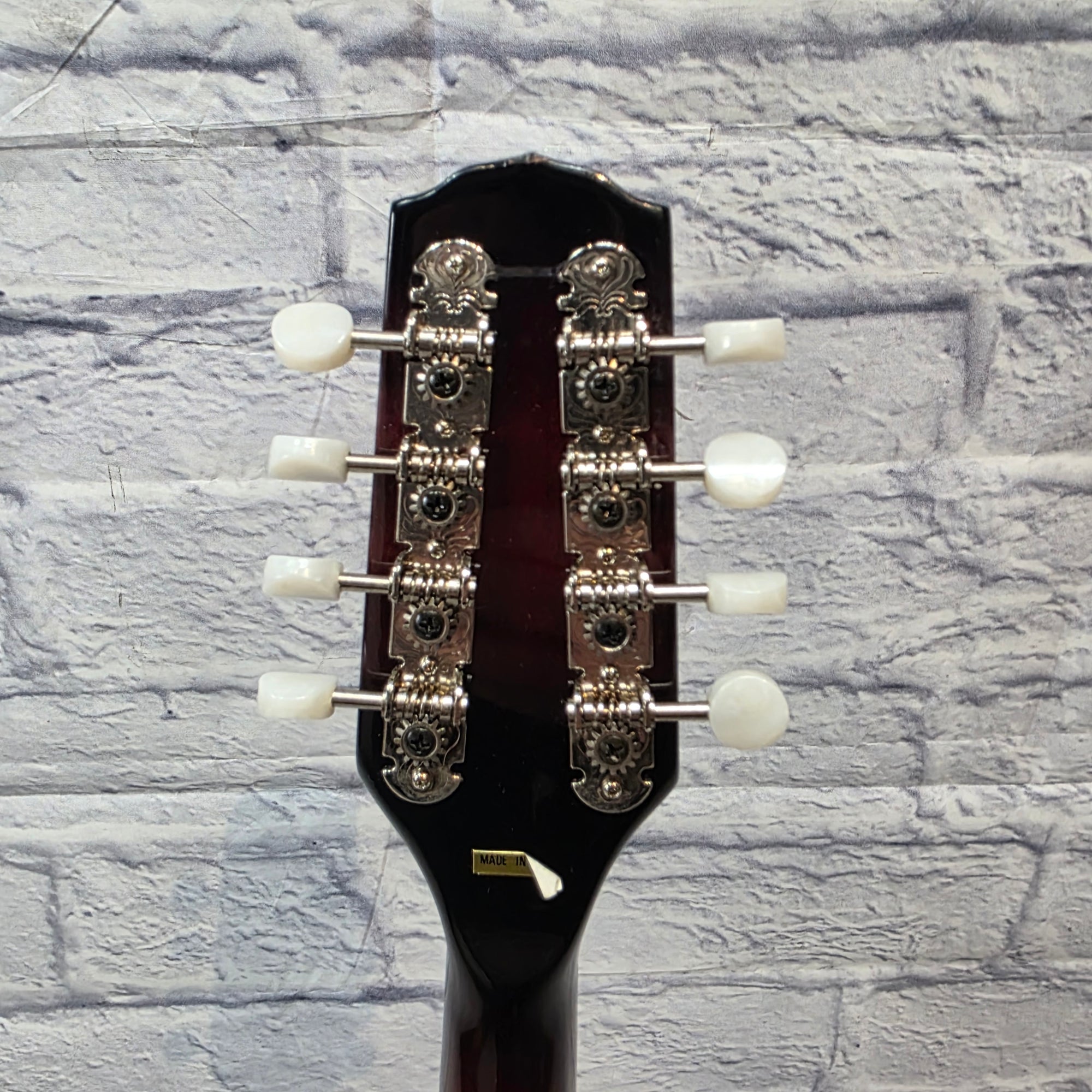 Fender FM-52E Sunburst Mandolin