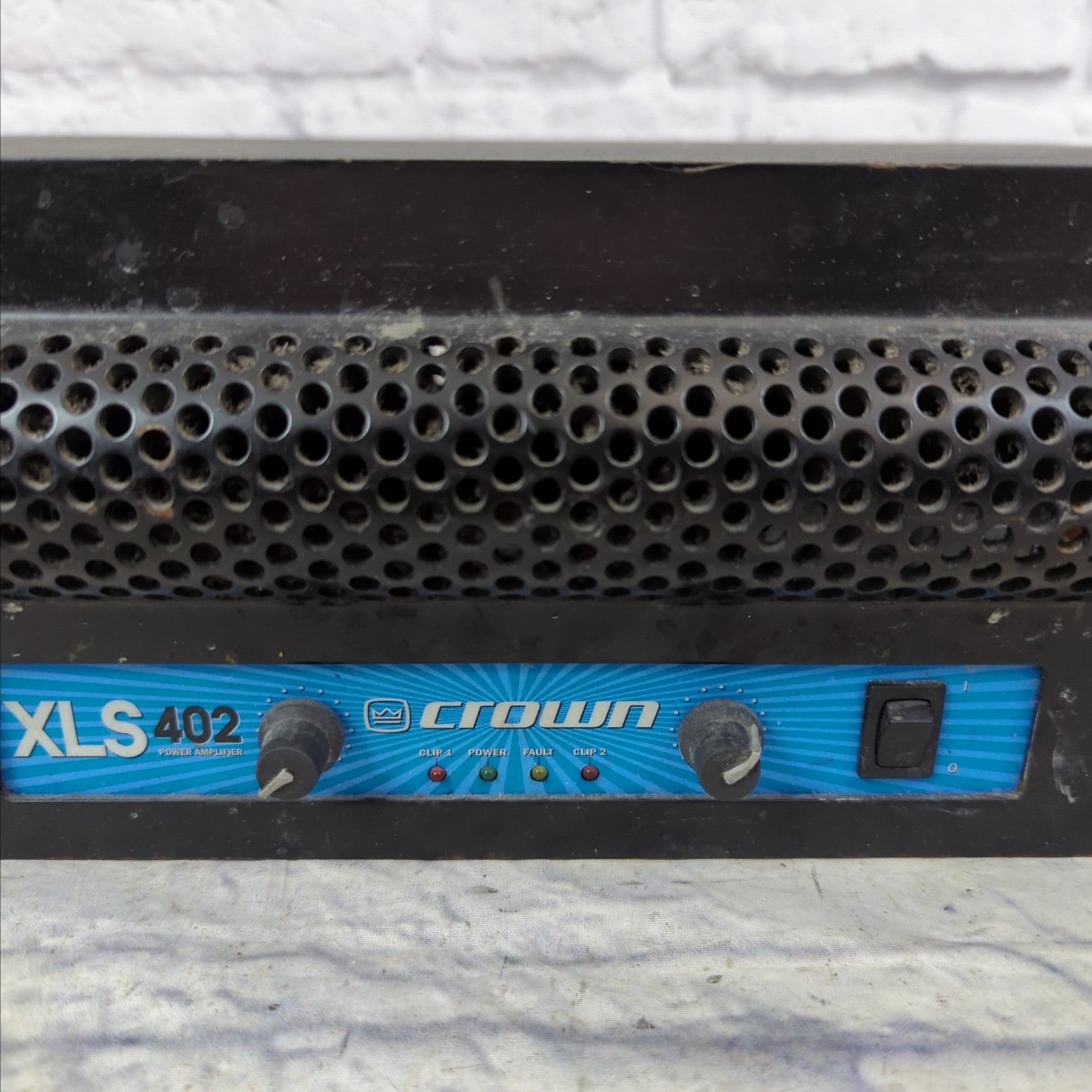 Crown Power Amp 402 Power Amp