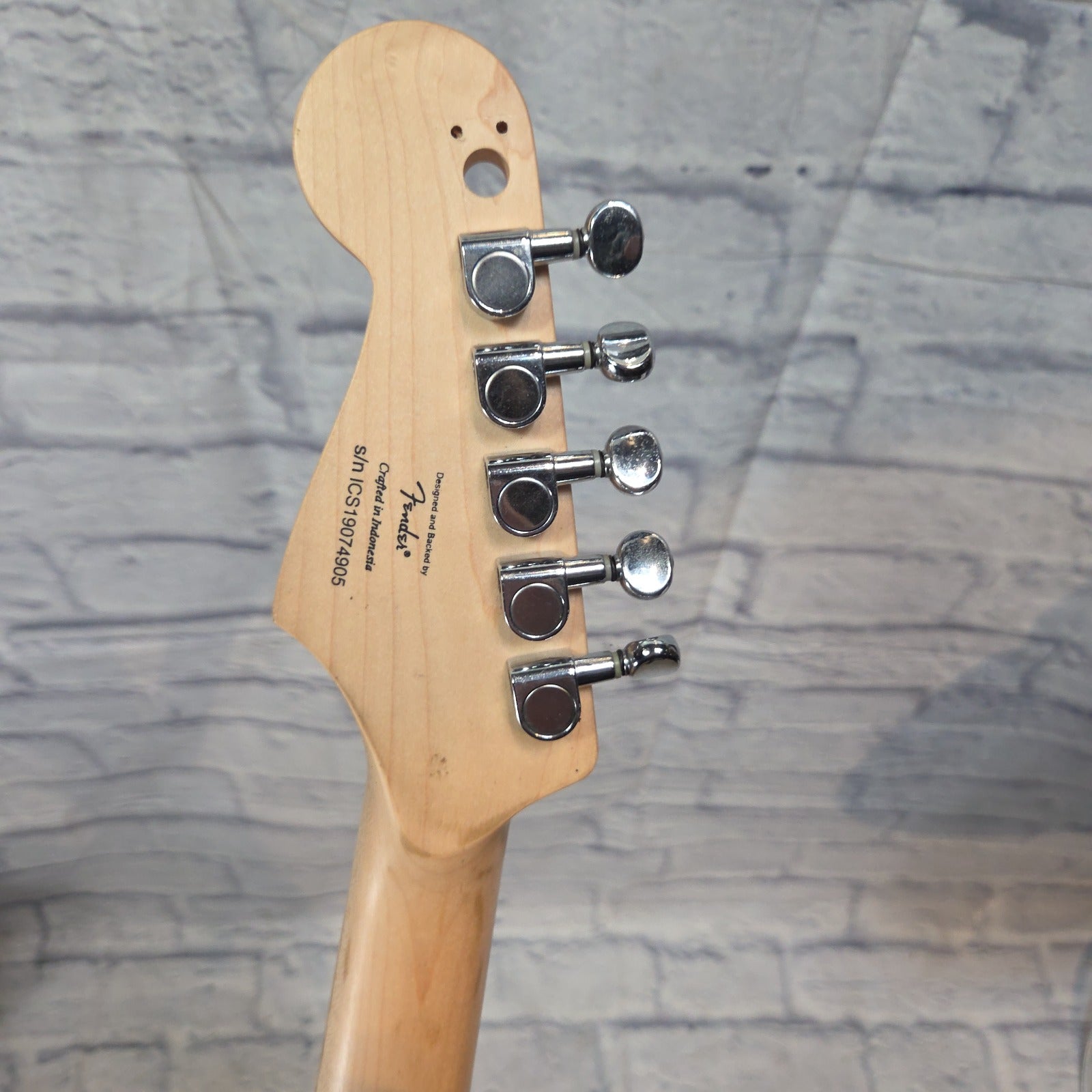 Fender Squier Mini White  Electric Guitar