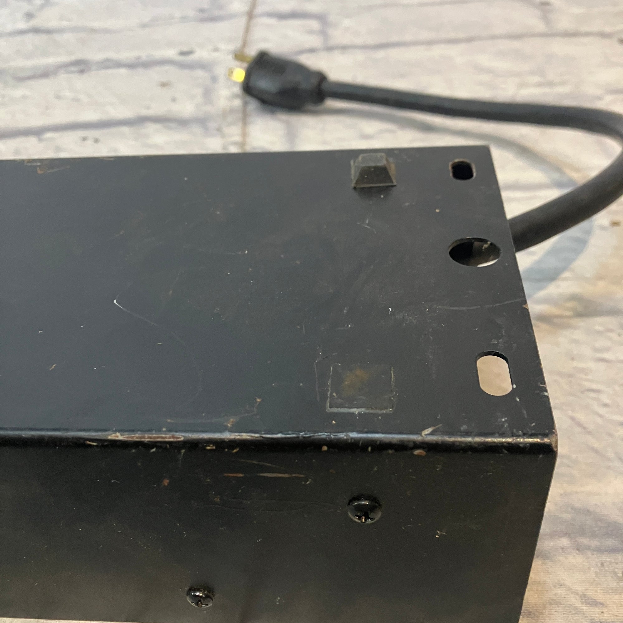 CS Classic Series Model 131 Power Supply