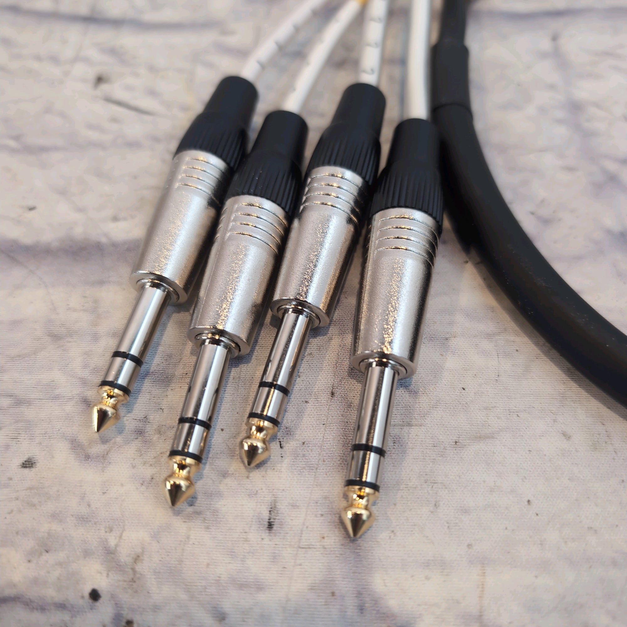 Proreck 3' 4-Channel XLR F to 1/4" TRS Snake