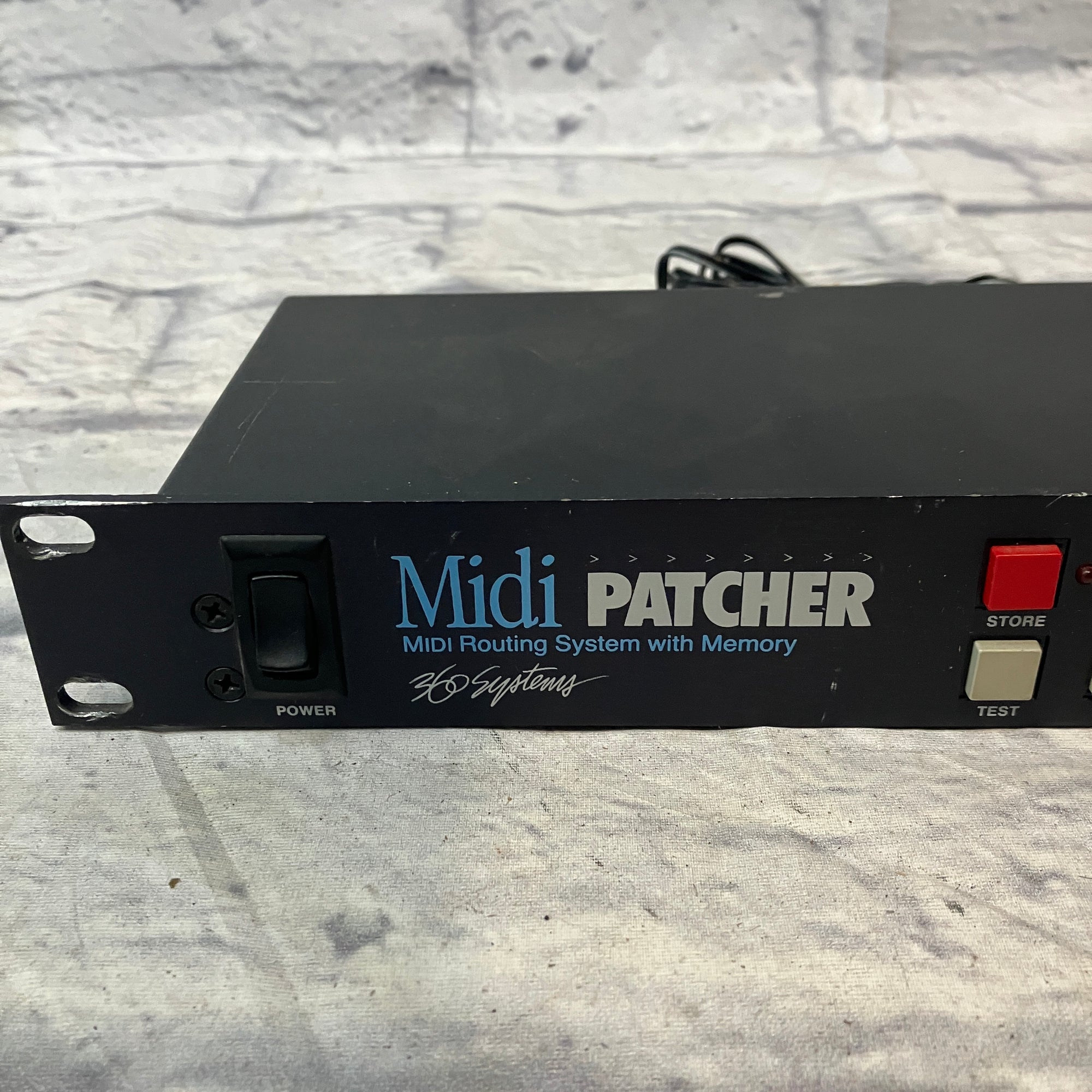 360 Systems Midi Patcher 8x8 Routing System with Memory Controller