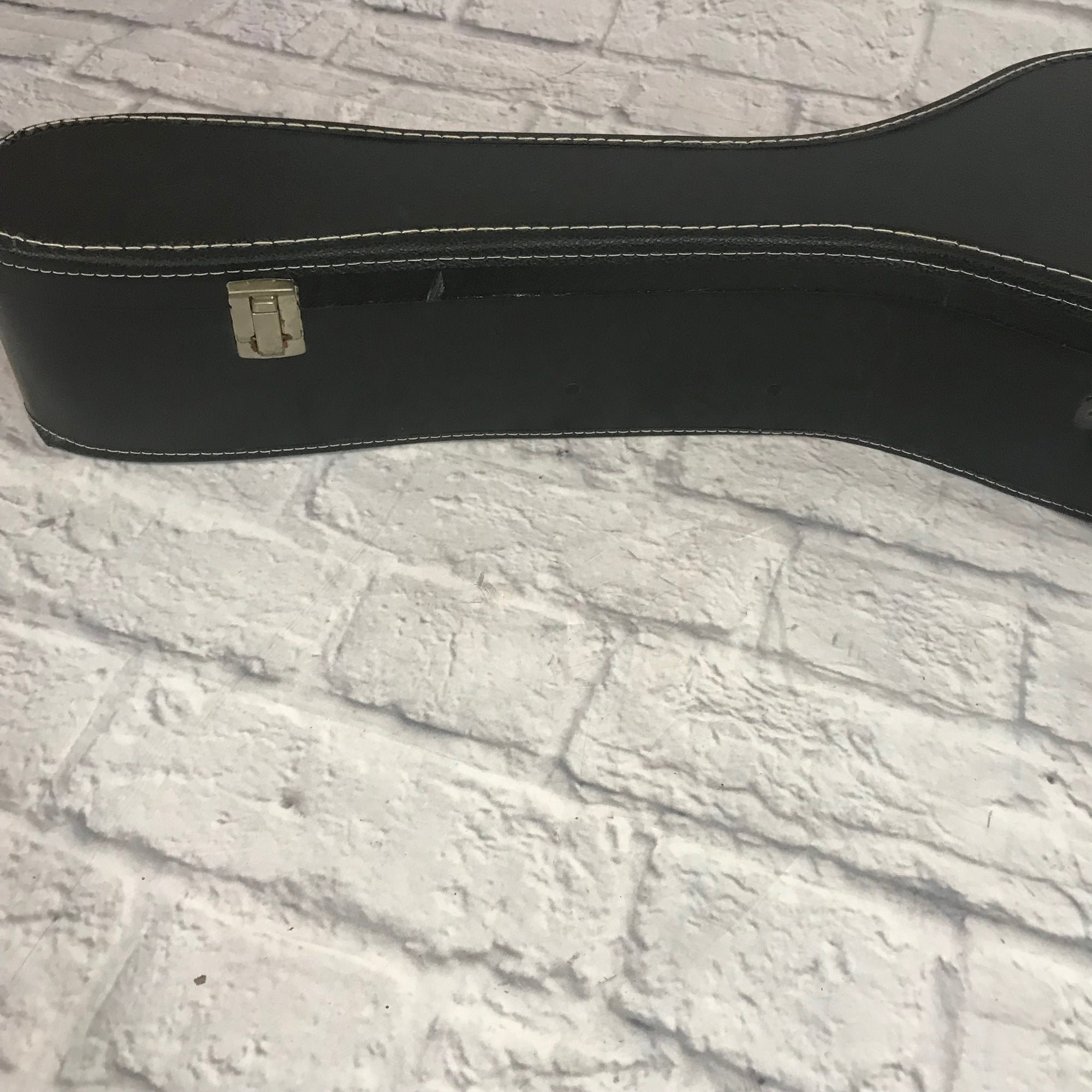 Chipboard Parlor Acoustic Guitar Case