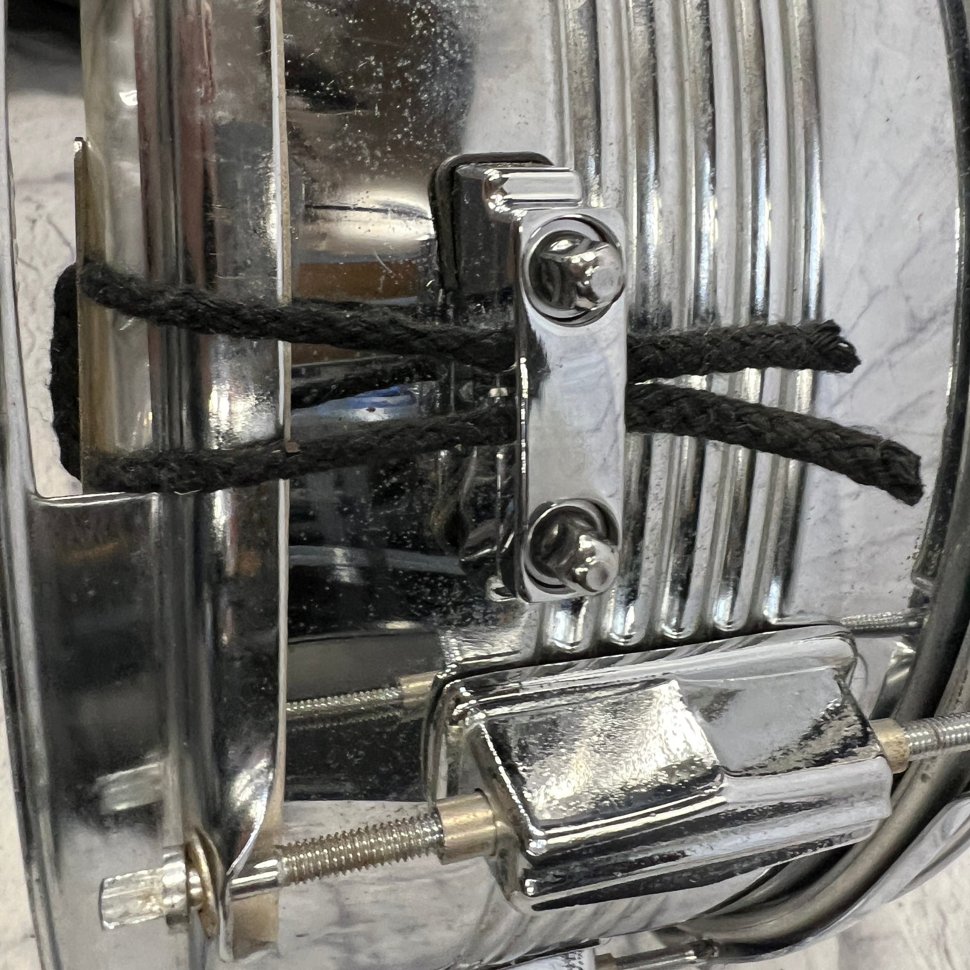 Unknown 14 Chrome Snare with Pearl Throwoff