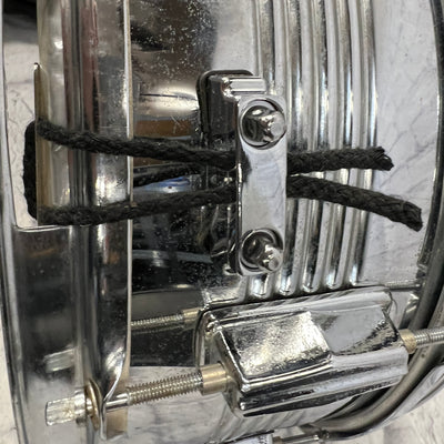 Unknown 14 Chrome Snare with Pearl Throwoff