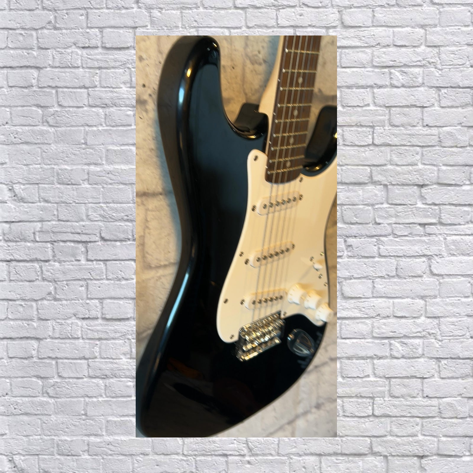 Squier Affinity Stratocaster Black Electric Guitar