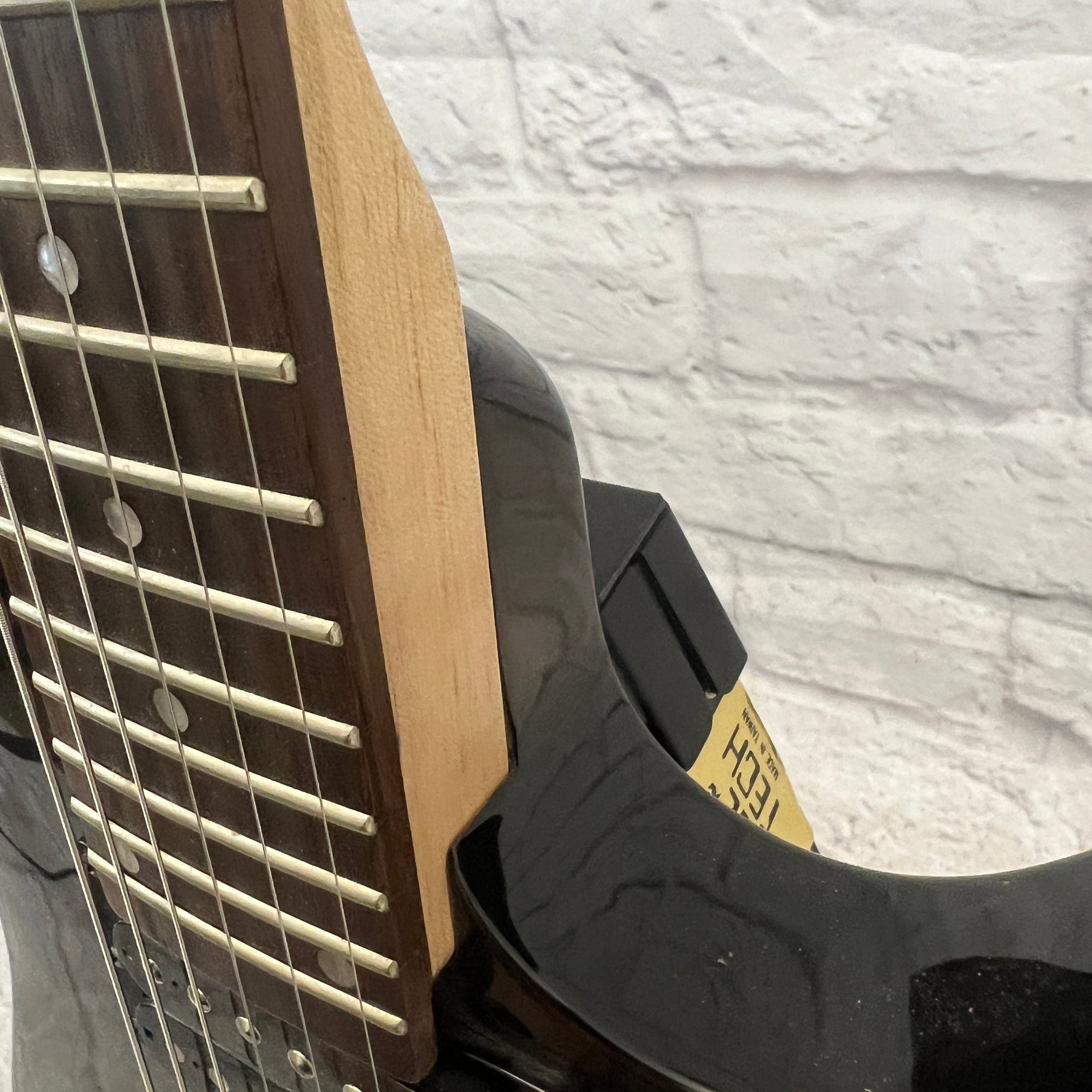 Dean Vendetta VN1000F w/ Super Distortion Guitar
