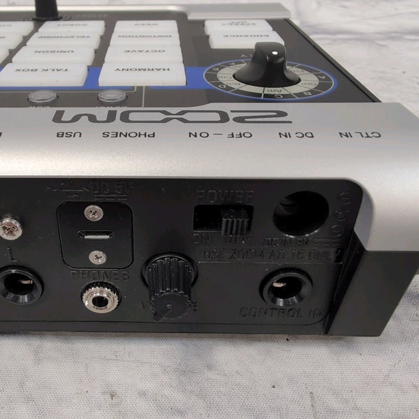 Zoom V3 Vocal Processor Vocal Effect Pedal Evolution Music