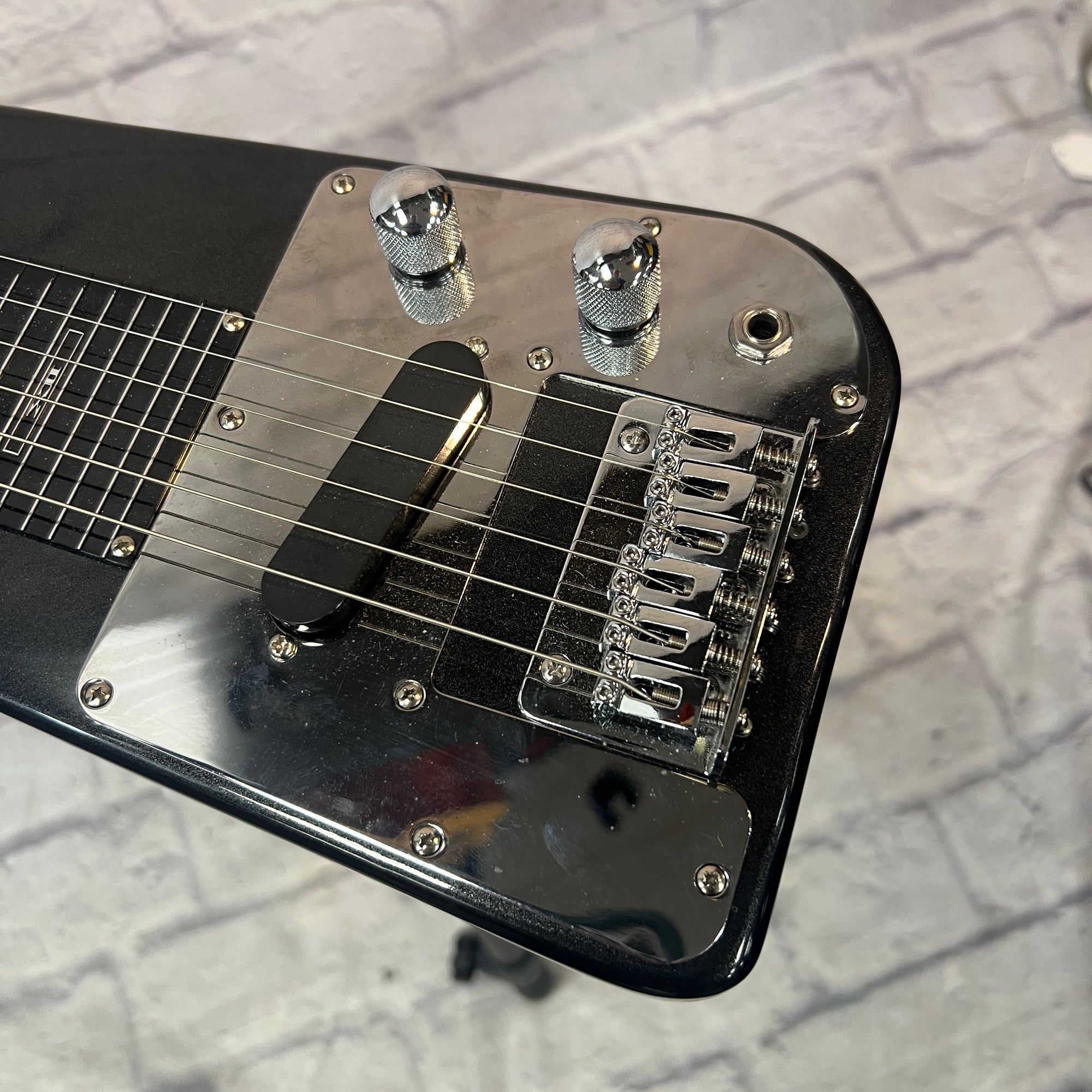 Rogue RLS1MBK Lap Steel with Legs and Bag