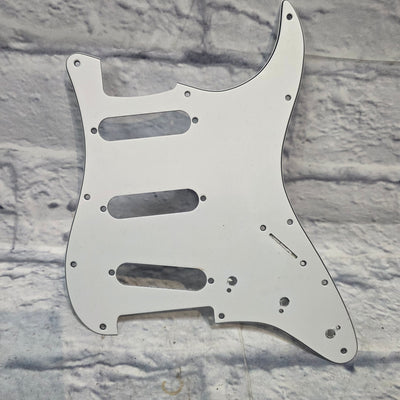 Squier Fender Player Stratocaster Pickguard (25 hole) Ply White Pickguard