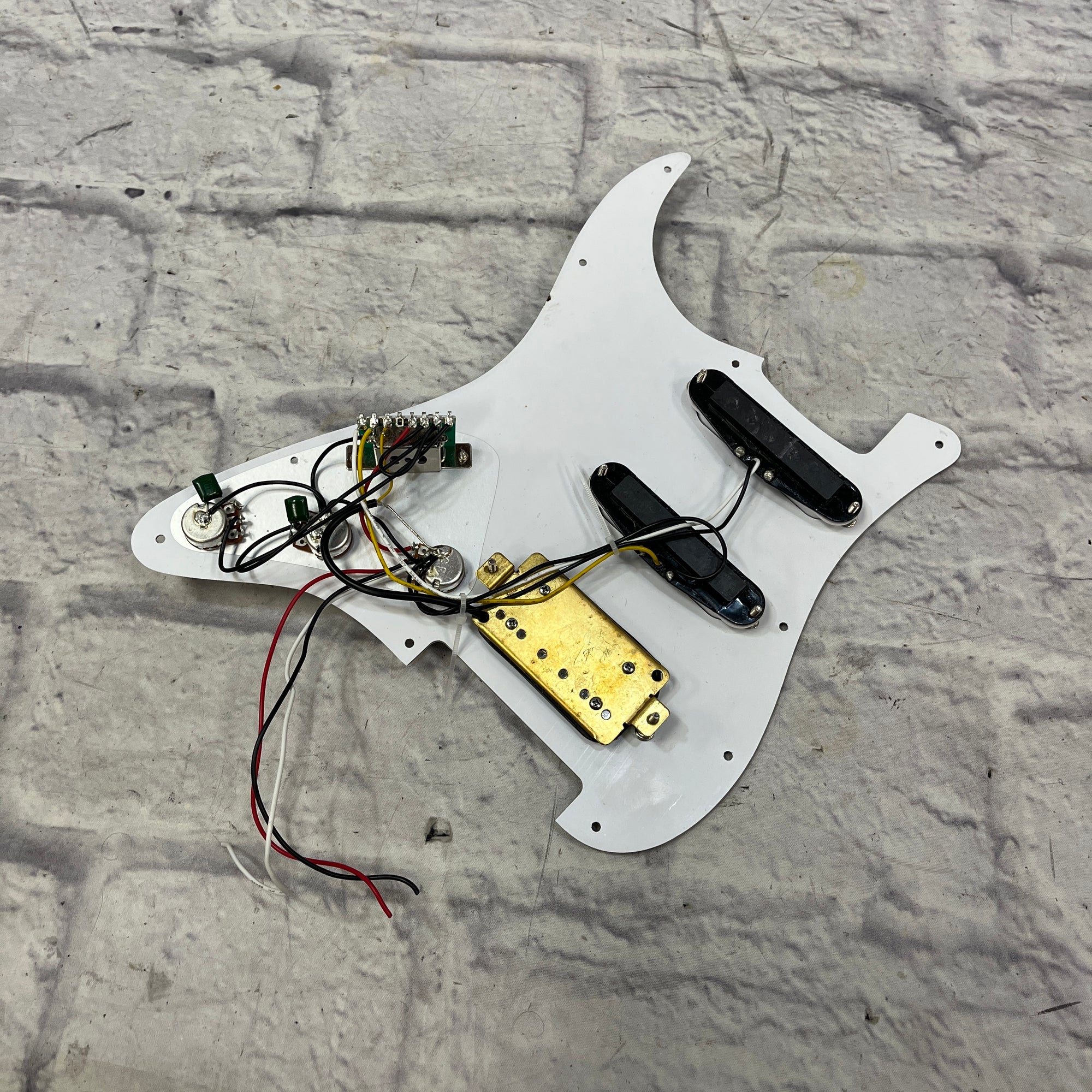 Squier Loaded Strat  Pickguard