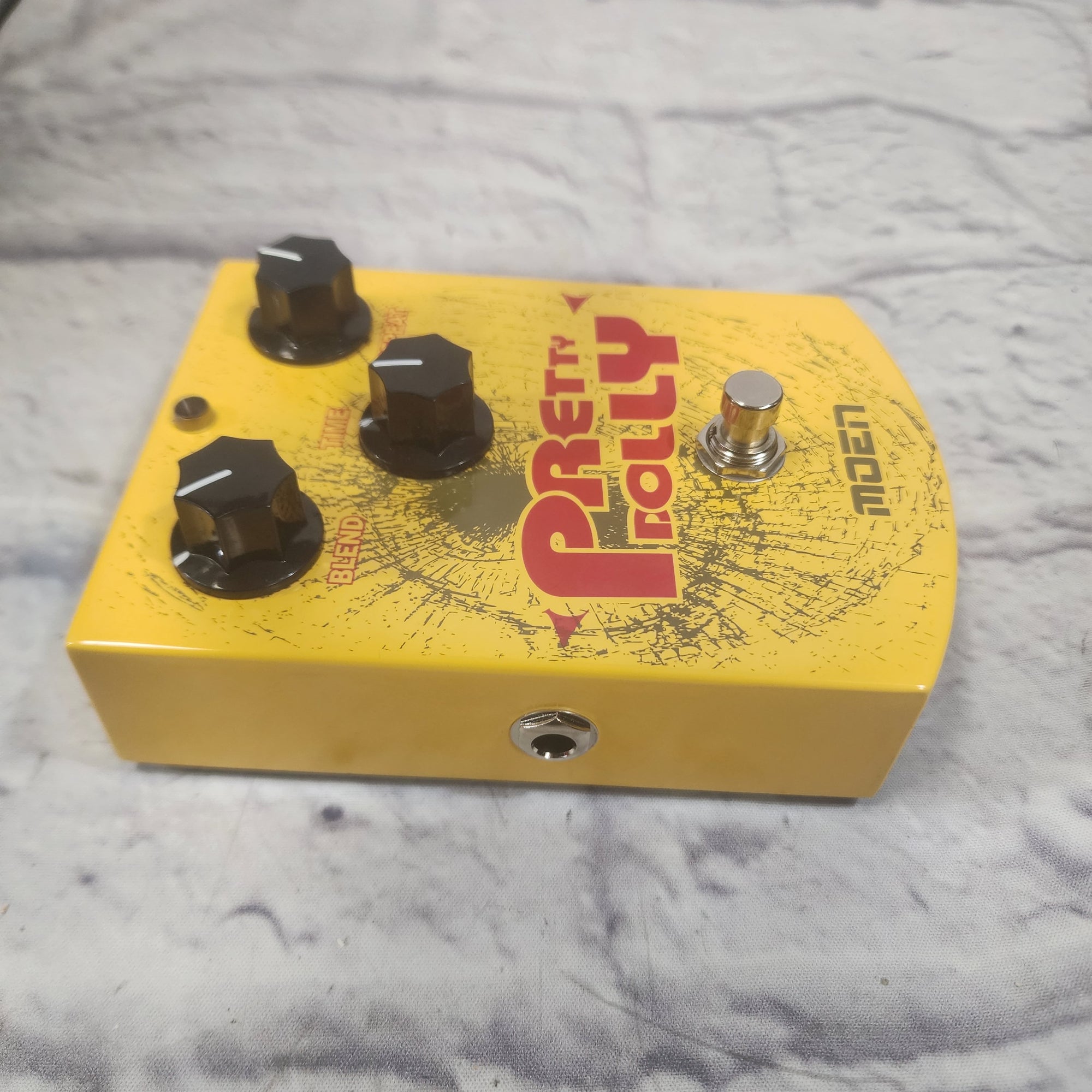 Moen Pretty Dolly Delay Pedal